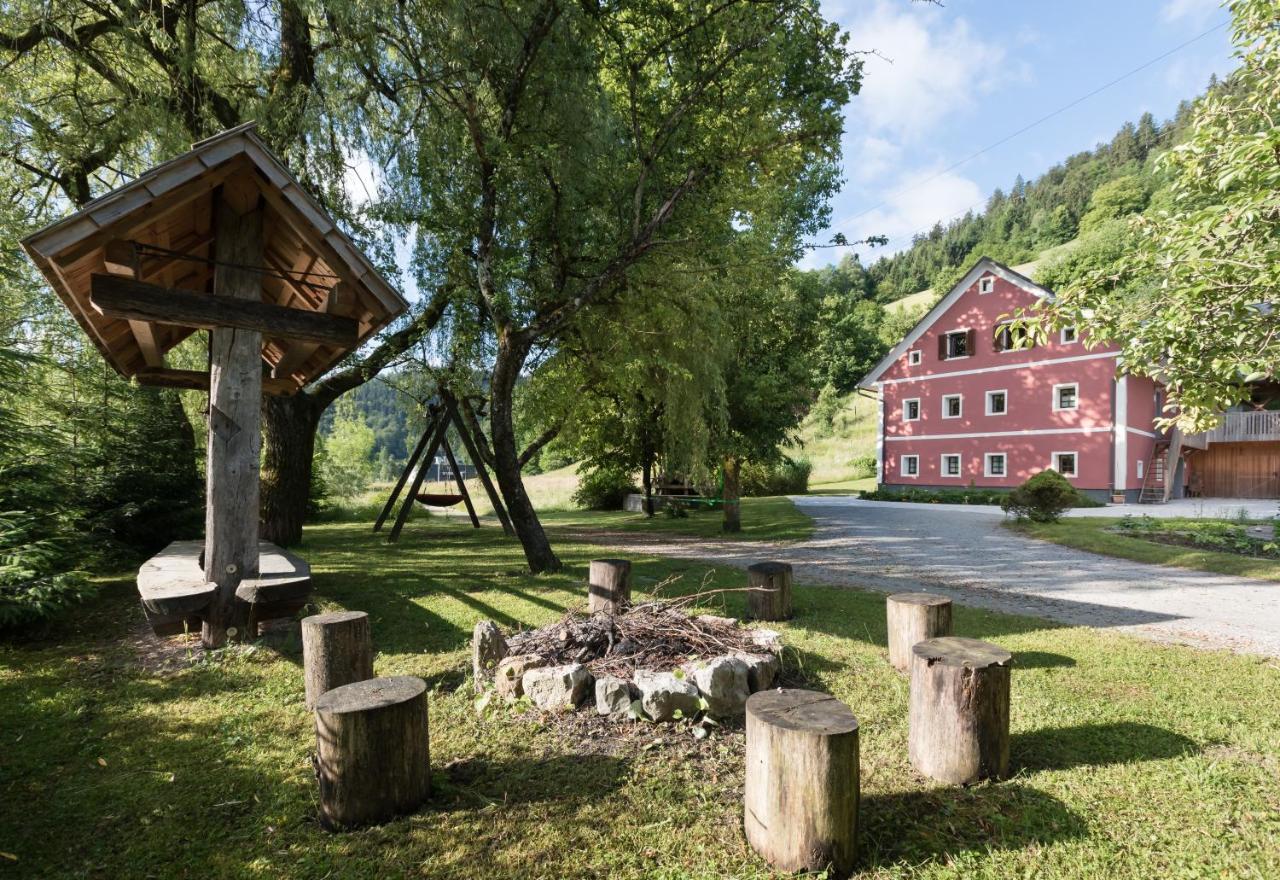 Homestead Farm Tesnak Gorenja Vas エクステリア 写真